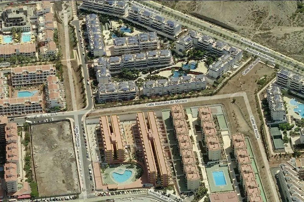 Rooms Complex 